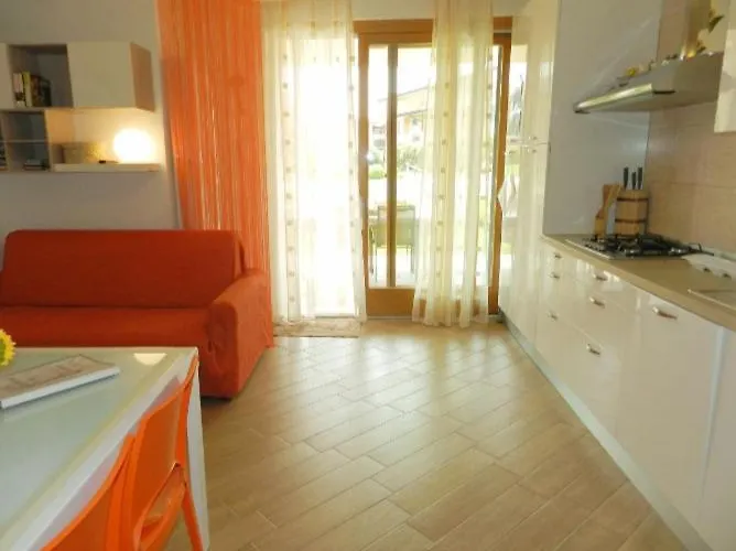 Paradiso Lux Appartement *